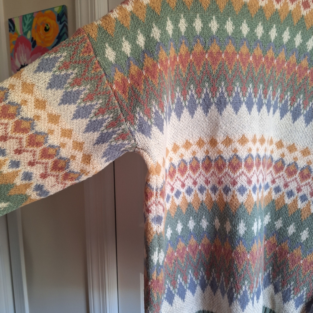 New In Multicolor Patterned Women's Sweater - Picture 5 of 9